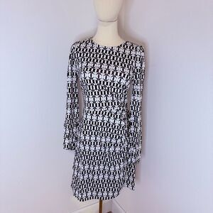 Boden Wrap Jersey Mini Dress with‎ Geometric Print - Size 6